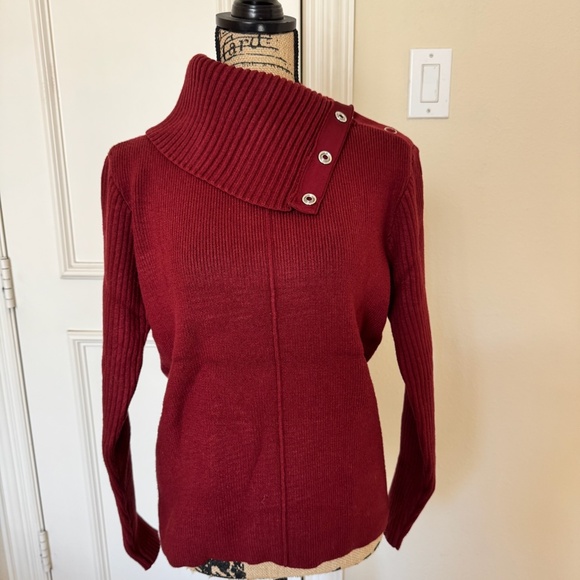 CAbi Sweaters - Cabi Pushover Pullover Size XS Burgundy / Red